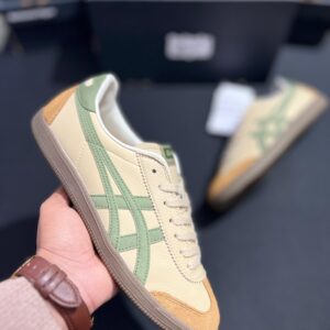 Onitsuka Tiger Tokuten